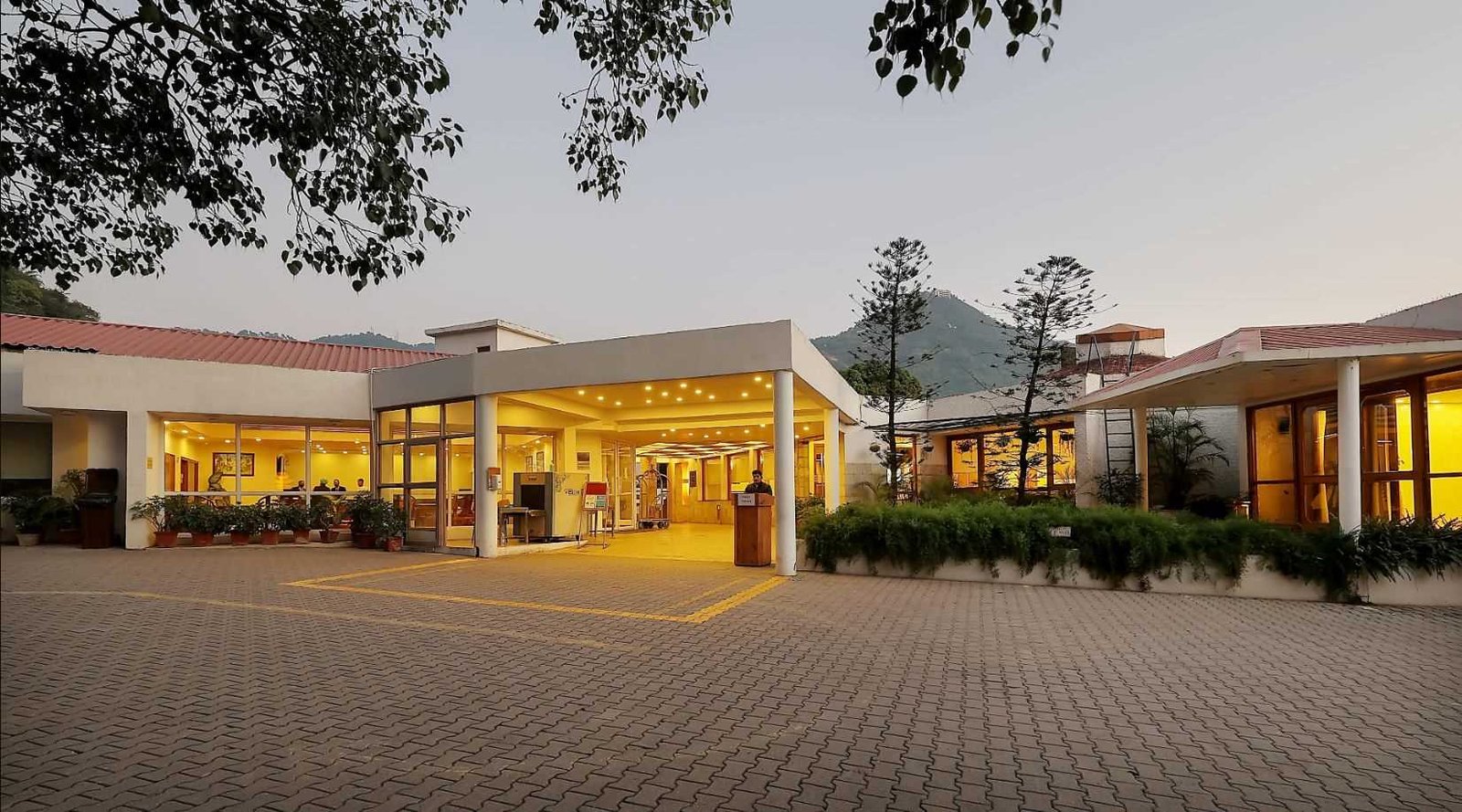 Luxury Resorts Near Chandigarh Luxury Resorts Near Chandigarh