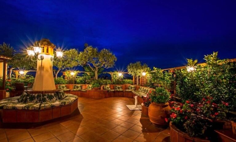 Image showcasing 15 Amazing Rooftop Garden Design Ideas for Your Home - Trendy Residence