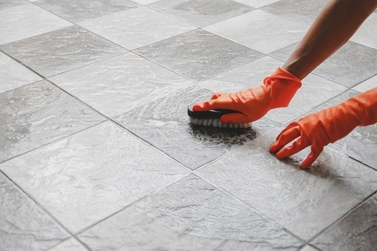9 How to Clean Tiles at Home