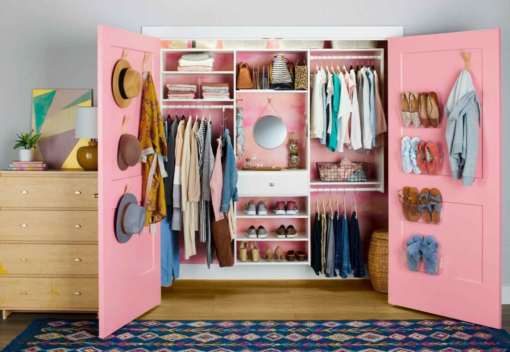 How to Organize Small Closet